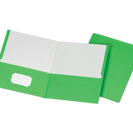 Twin pocket, heavyweight green folder holds 50 sheets of letter-sized paper (25 per pocket).