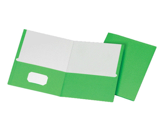Twin pocket, heavyweight green folder holds 50 sheets of letter-sized paper (25 per pocket).